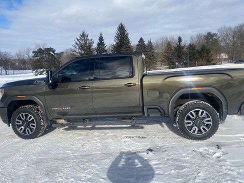 Used 2022 GMC Sierra 2500 AT4 image 9
