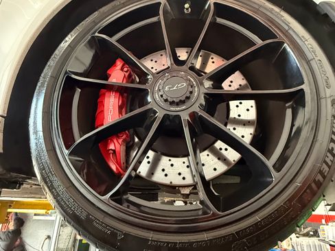 Used 2018 Porsche 911 GT3 image 21