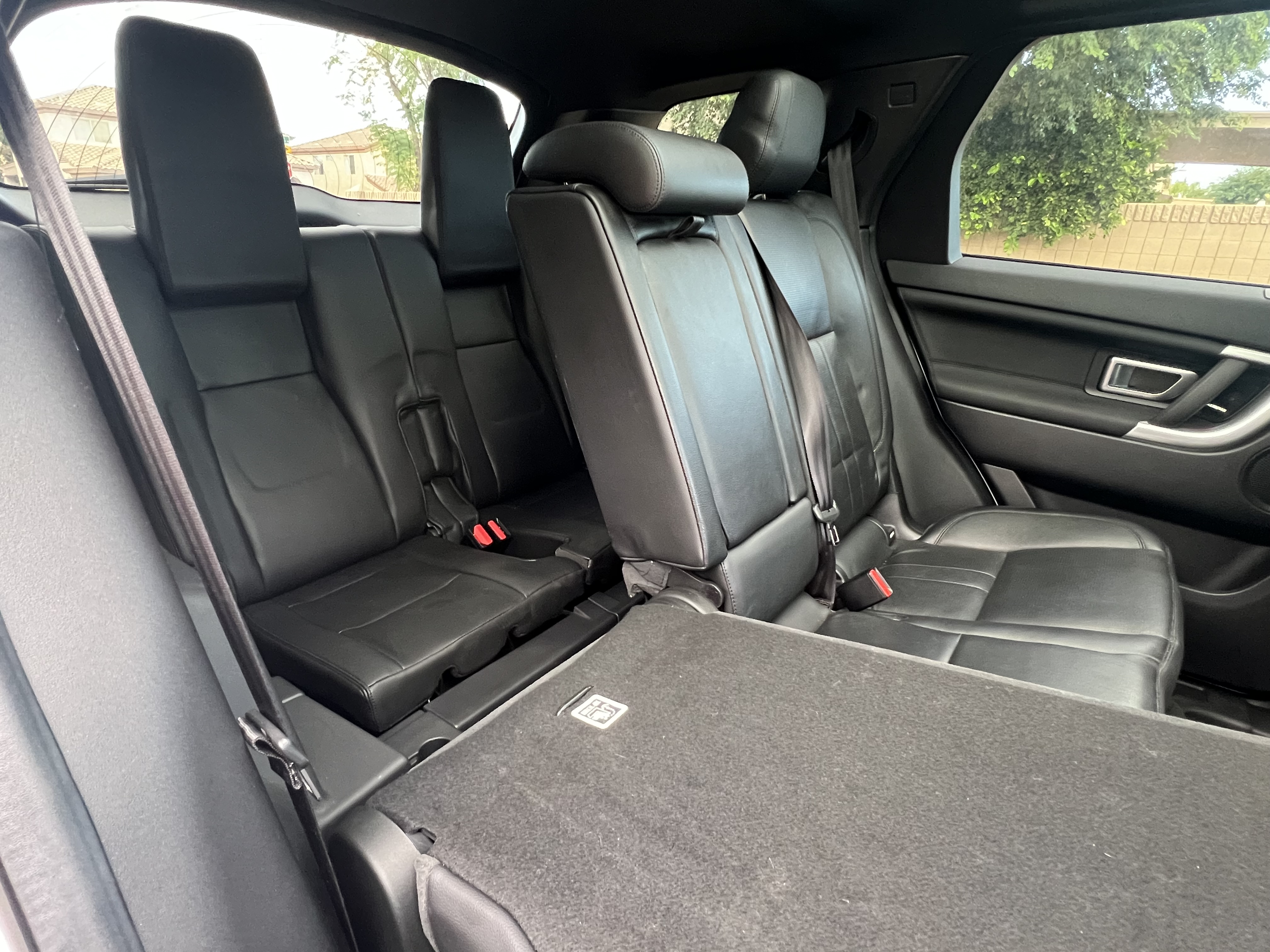 Used 2019 Land Rover Discovery Sport AWD/4WD image 12