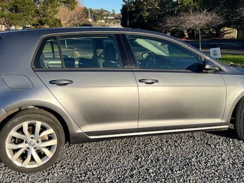 Used 2019 Volkswagen Golf SE w/ Driver Assistance Package image 4