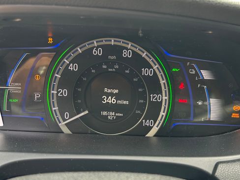 Used 2014 Honda Accord Hybrid Sedan image 6