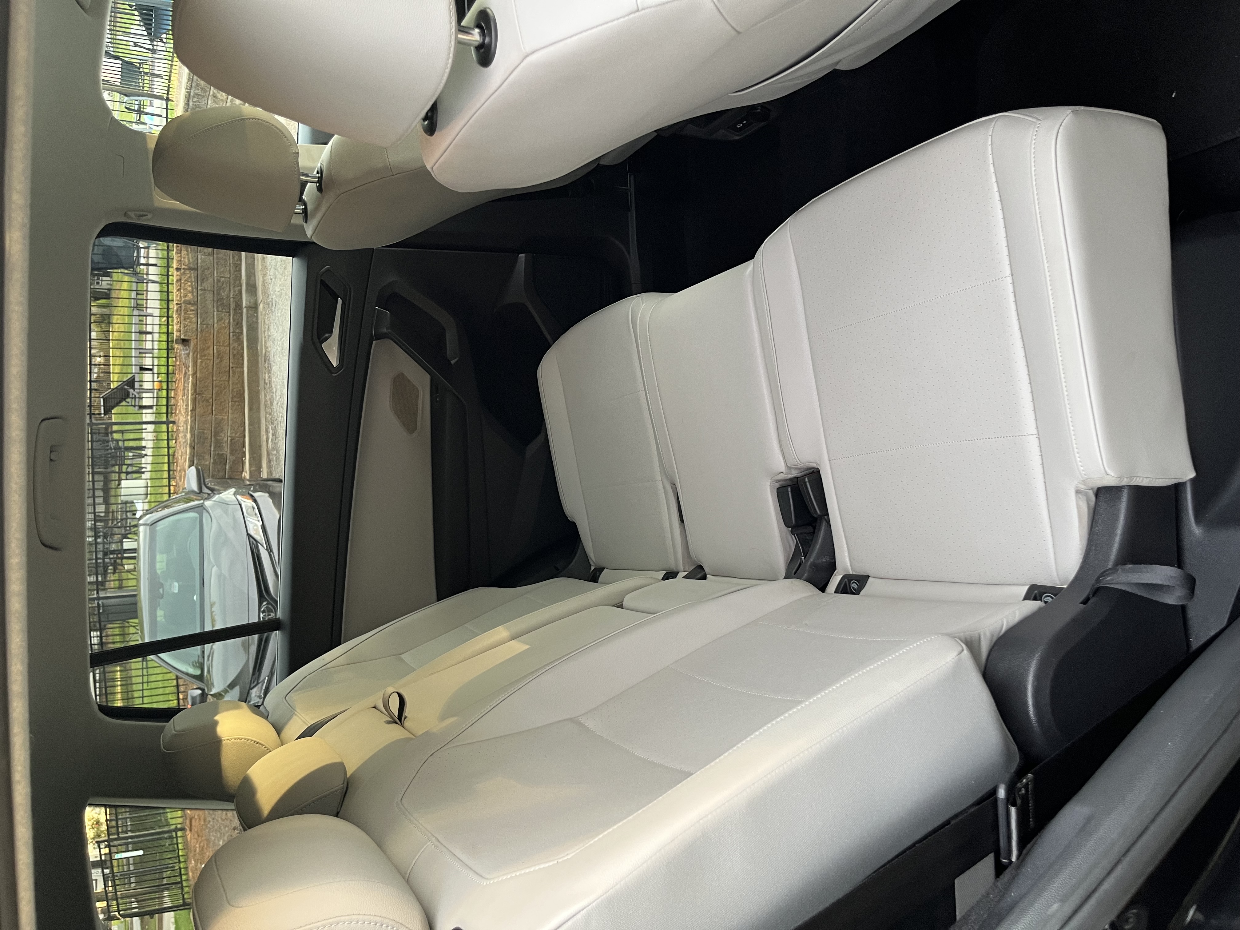 Used 2021 Volkswagen Tiguan SE FWD image 6
