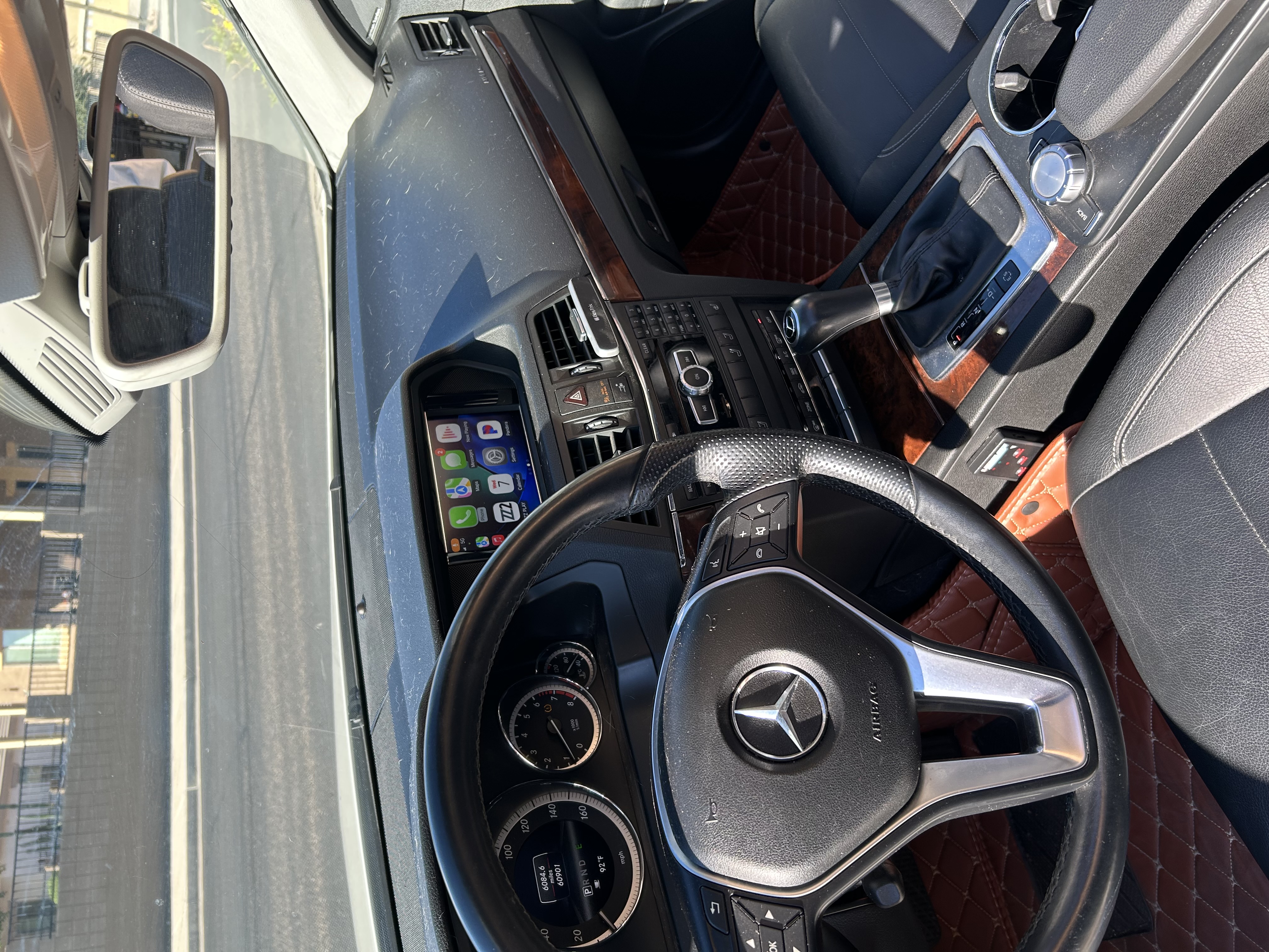 Used 2013 Mercedes-Benz E 350 Cabriolet image 2