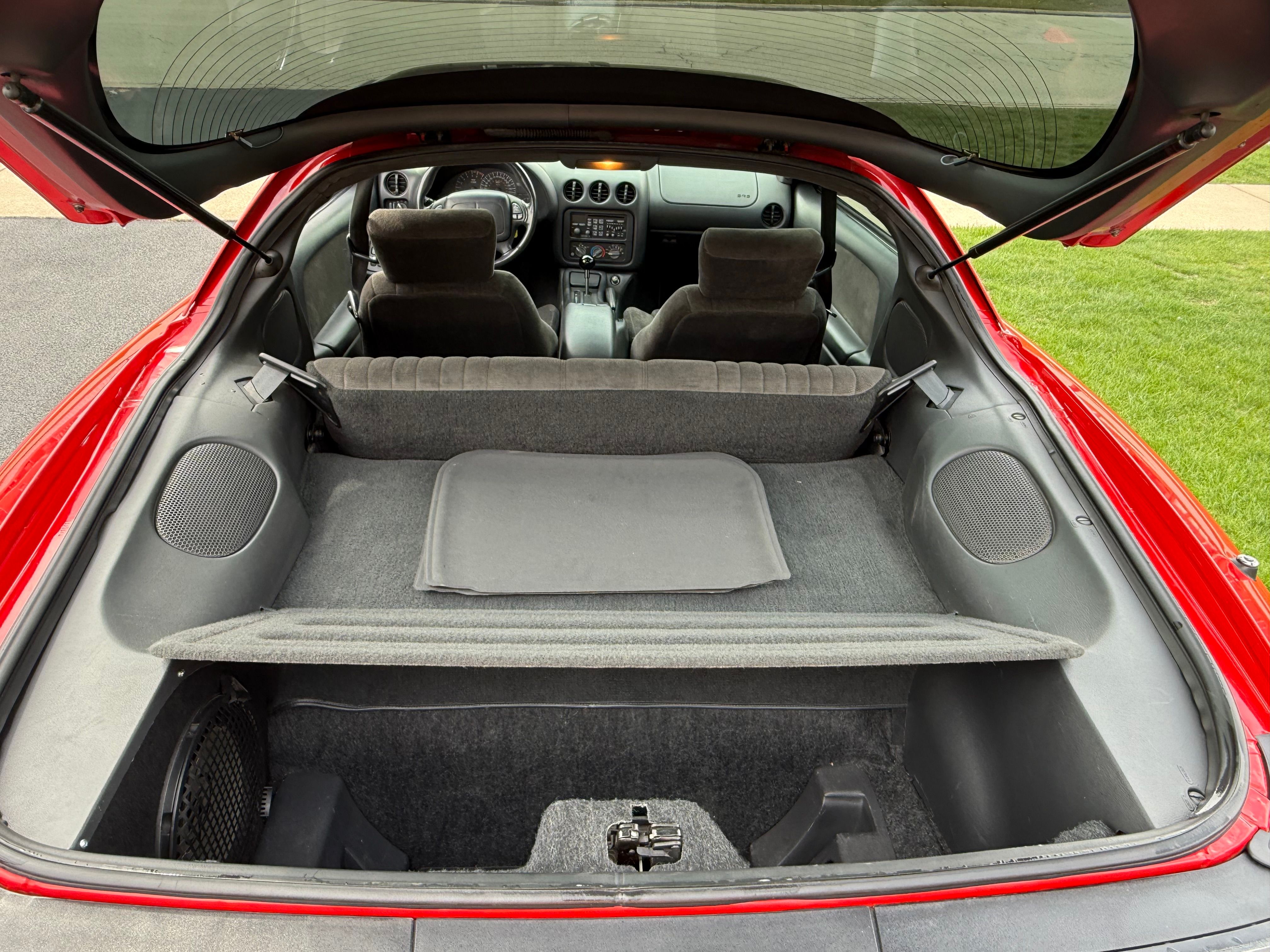 Used 1996 Pontiac Firebird Trans Am RWD image 13