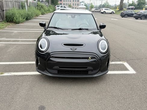 Used 2024 MINI Cooper SE FWD image 6