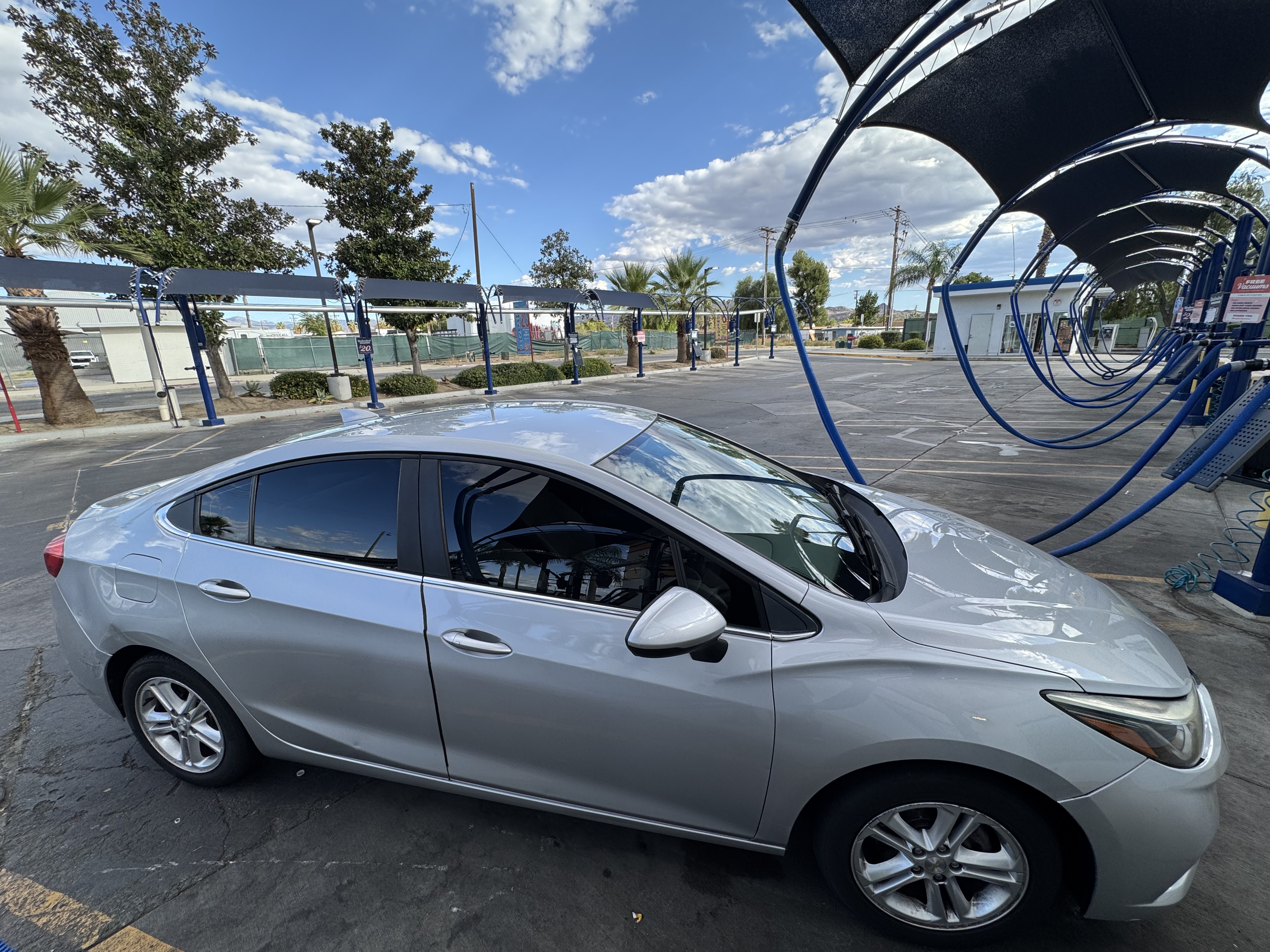 Used 2018 Chevrolet Cruze LT w/ Convenience Package FWD image 8