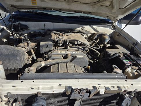 Used 2003 Toyota Tundra 2WD Regular Cab image 11