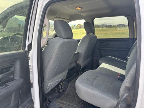 Used 2017 RAM 2500 Tradesman w/ Popular Equipment Group AWD/4WD image 4