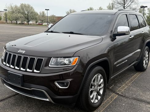 Used 2016 Jeep Grand Cherokee Limited AWD/4WD image 1