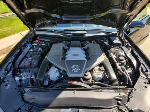 Used 2011 Mercedes-Benz SL 63 AMG image 27