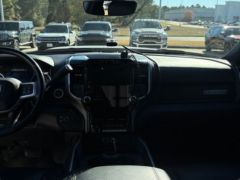 Used 2022 RAM 2500 Big Horn w/ Level C Equiment Group image 14