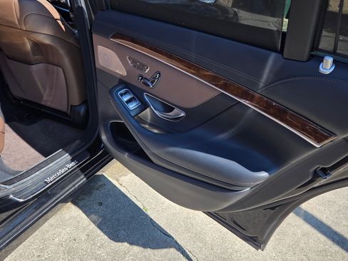 Used 2016 Mercedes-Benz S 550 4MATIC Sedan image 13