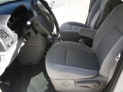 Used 2008 Chevrolet Uplander w/ Climate Package image 14