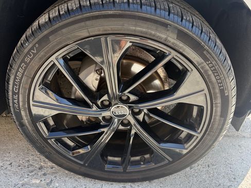 Used 2014 Audi Q5 2.0T Premium Plus w/ Premium Plus Package AWD/4WD image 14