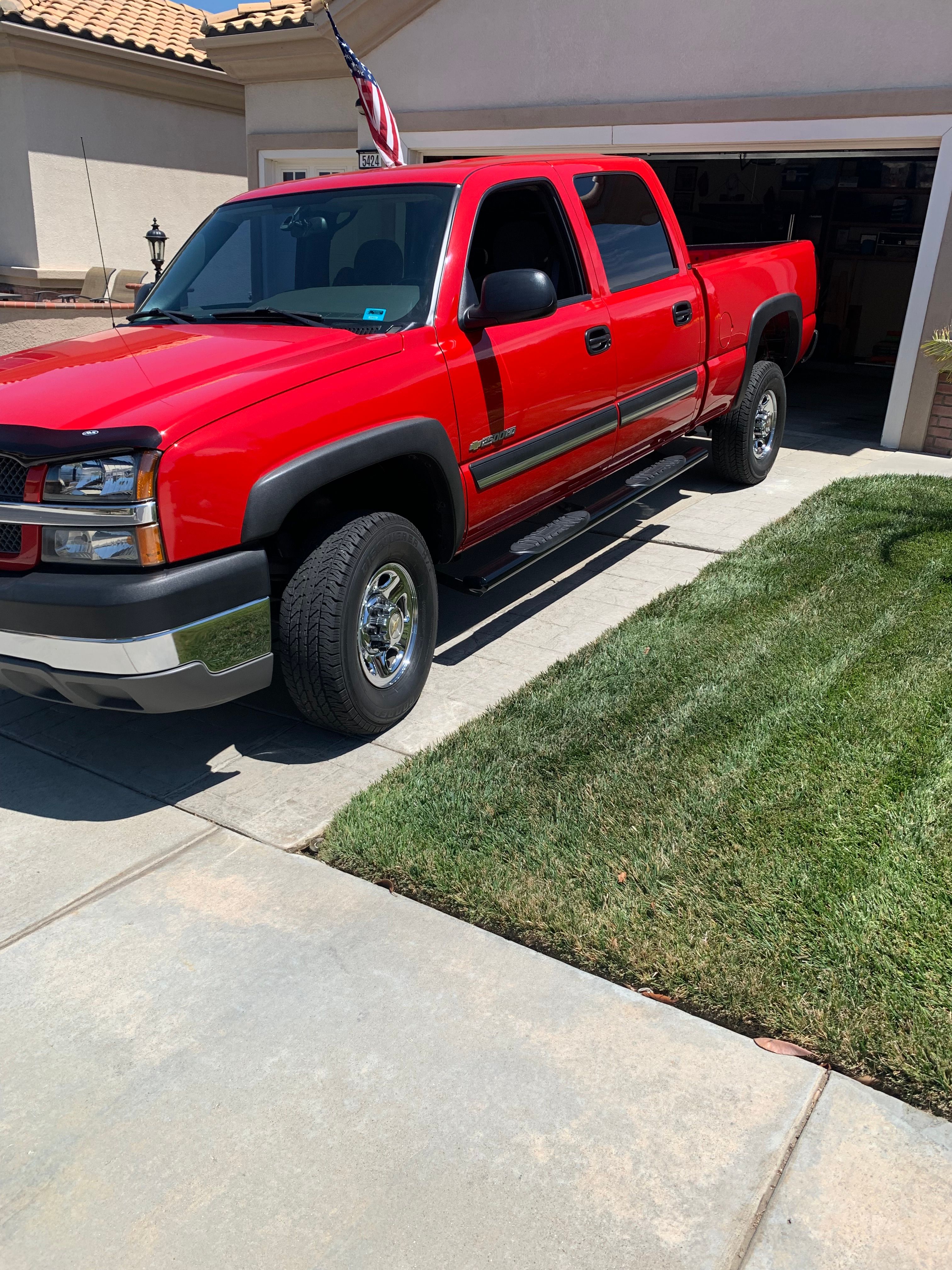 Used 2004 Chevrolet Silverado 2500 LS RWD image 4
