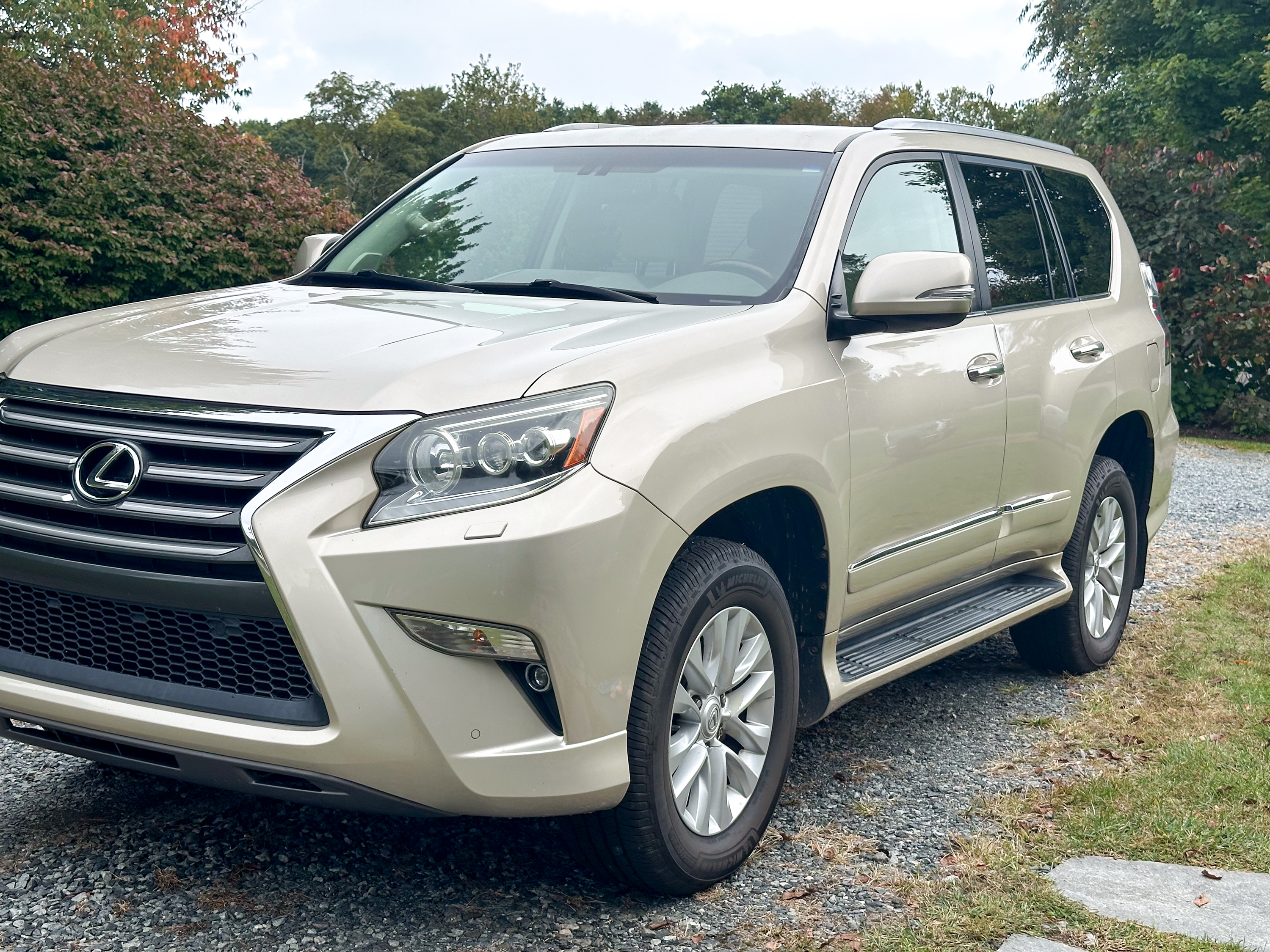 Used 2015 Lexus GX 460 w/ Premium Package AWD/4WD image 5