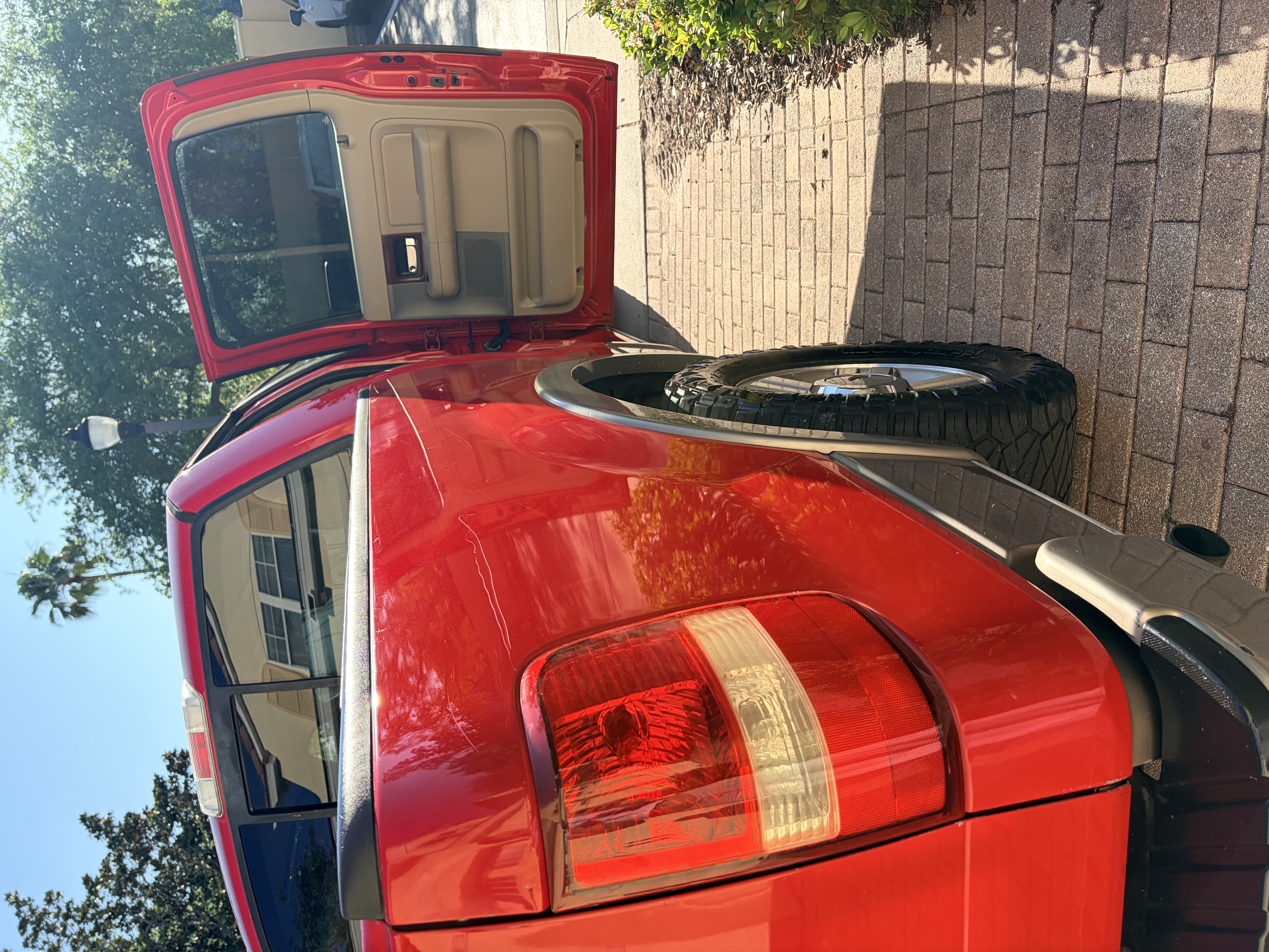 Used 2005 Ford F150 Lariat RWD image 13