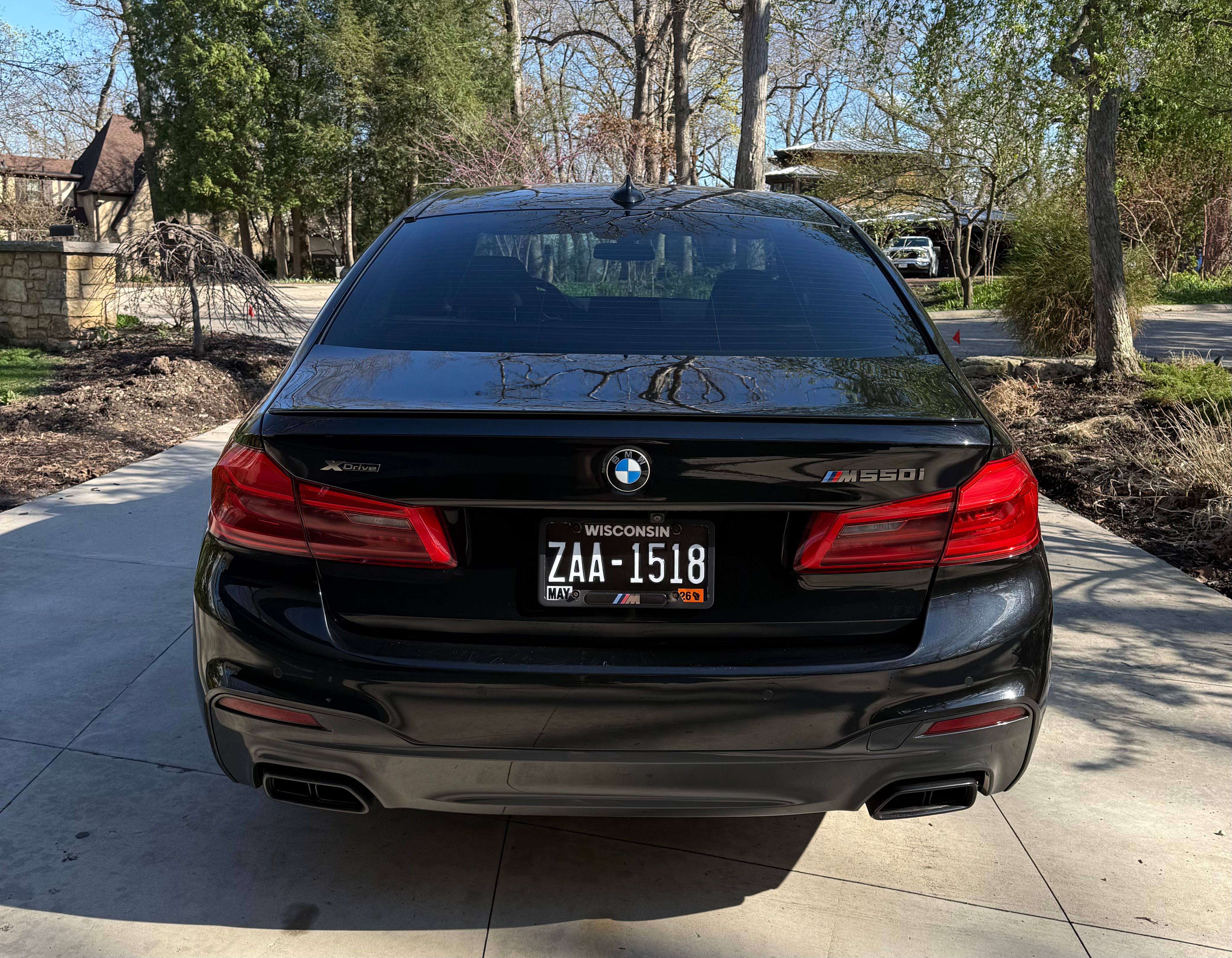 Used 2020 BMW M550i xDrive w/ Executive Package AWD/4WD image 5
