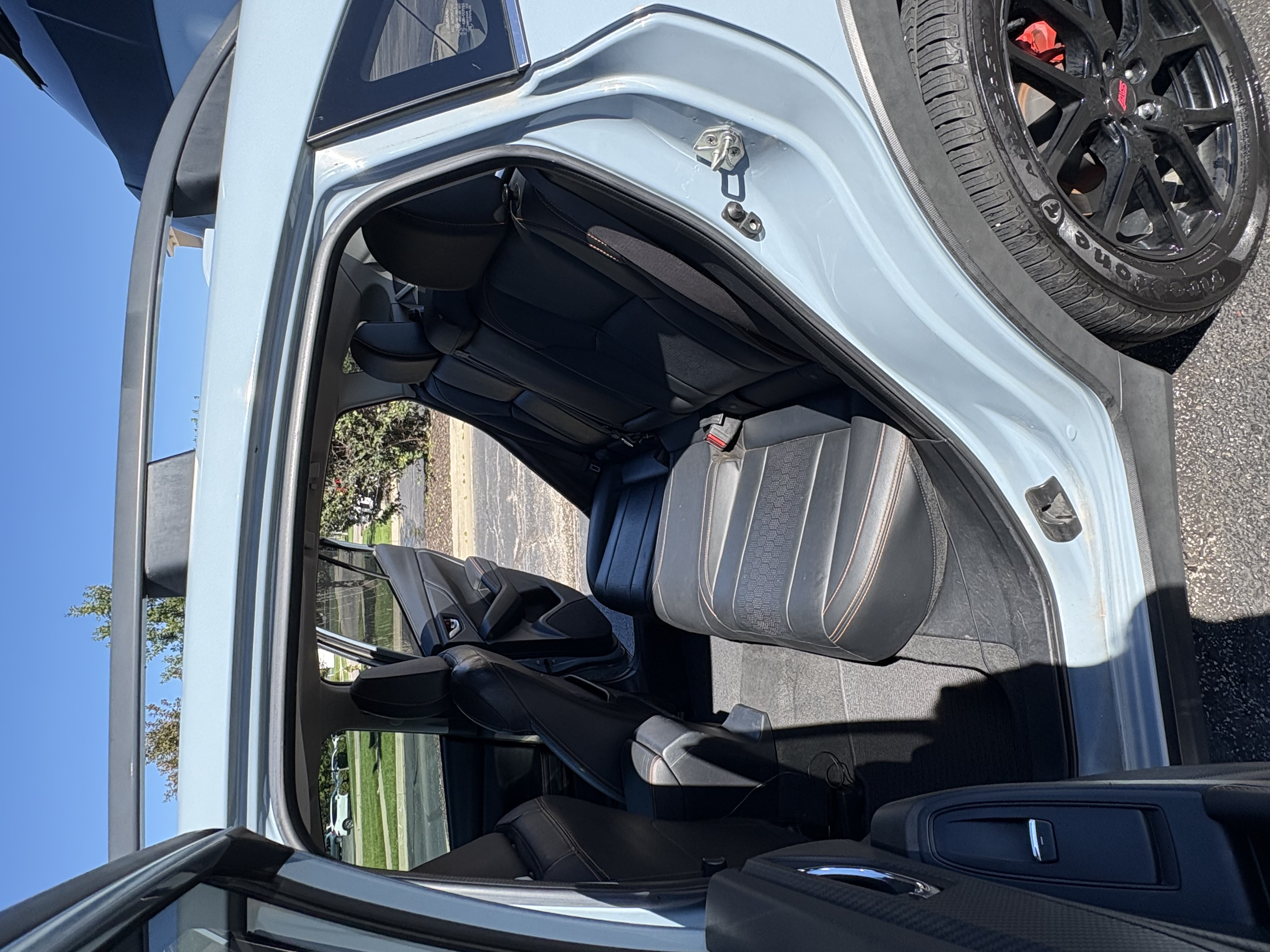 Used 2019 Subaru Crosstrek 2.0i Limited w/ Moonroof Package w/Navigation AWD/4WD image 18