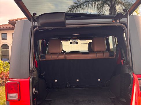 Used 2015 Jeep Wrangler Unlimited Sport w/ Quick Order Package 24S image 13