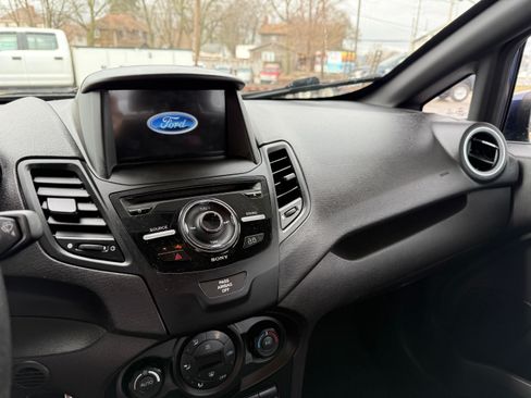 Used 2016 Ford Fiesta ST image 2