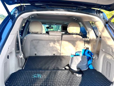 Used 2015 Nissan Pathfinder Platinum w/ Family Entertainment Package image 13