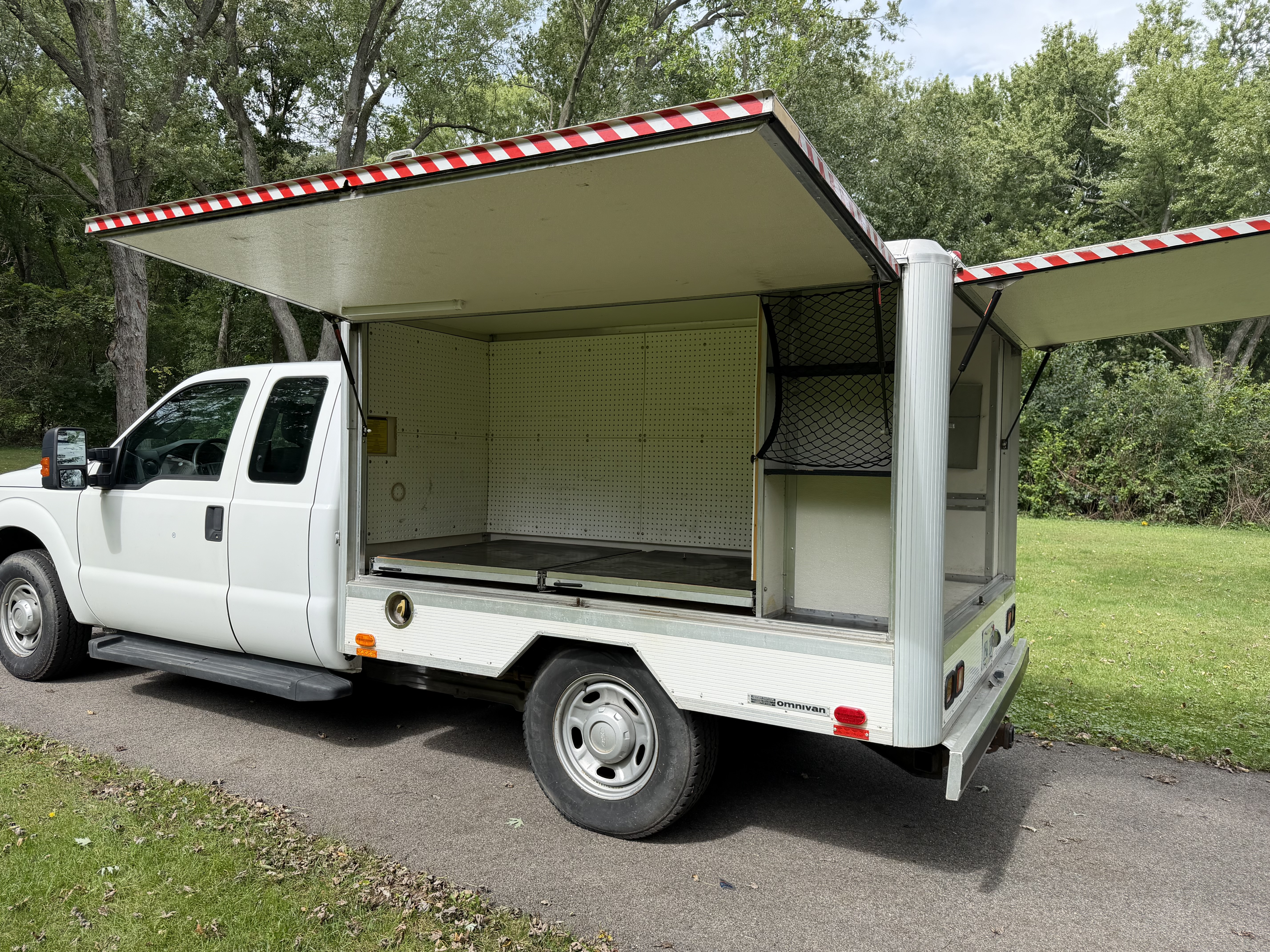 Used 2011 Ford F350 XL w/ PWR Equipment Group RWD image 11