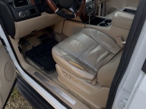 Used 2007 Chevrolet Tahoe LT w/ LT Preferred Equipment Group image 16