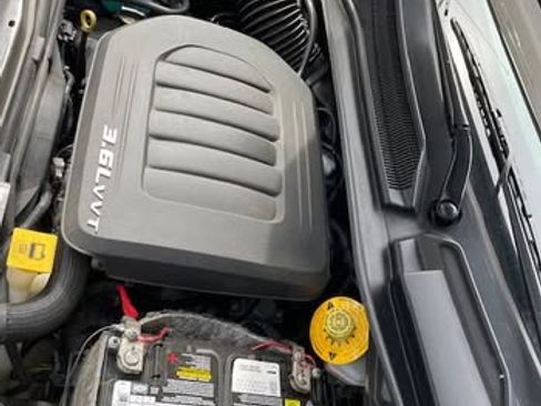 Used 2018 Dodge Grand Caravan GT image 13