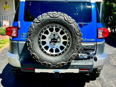 Used 2007 Toyota FJ Cruiser 4WD image 13