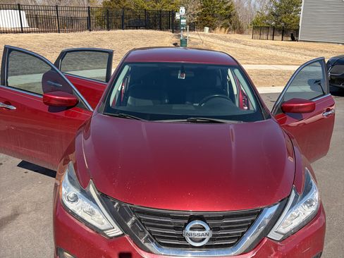 Used 2016 Nissan Altima 2.5 SR image 15