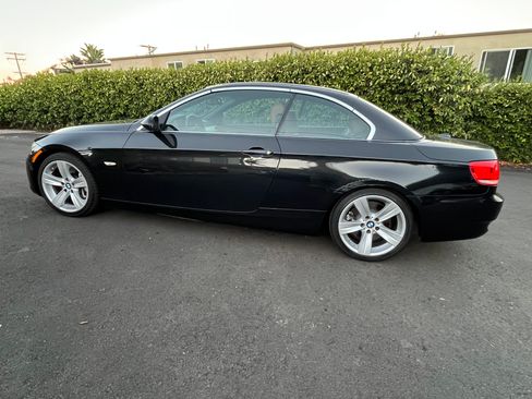 Used 2008 BMW 335i Convertible image 1