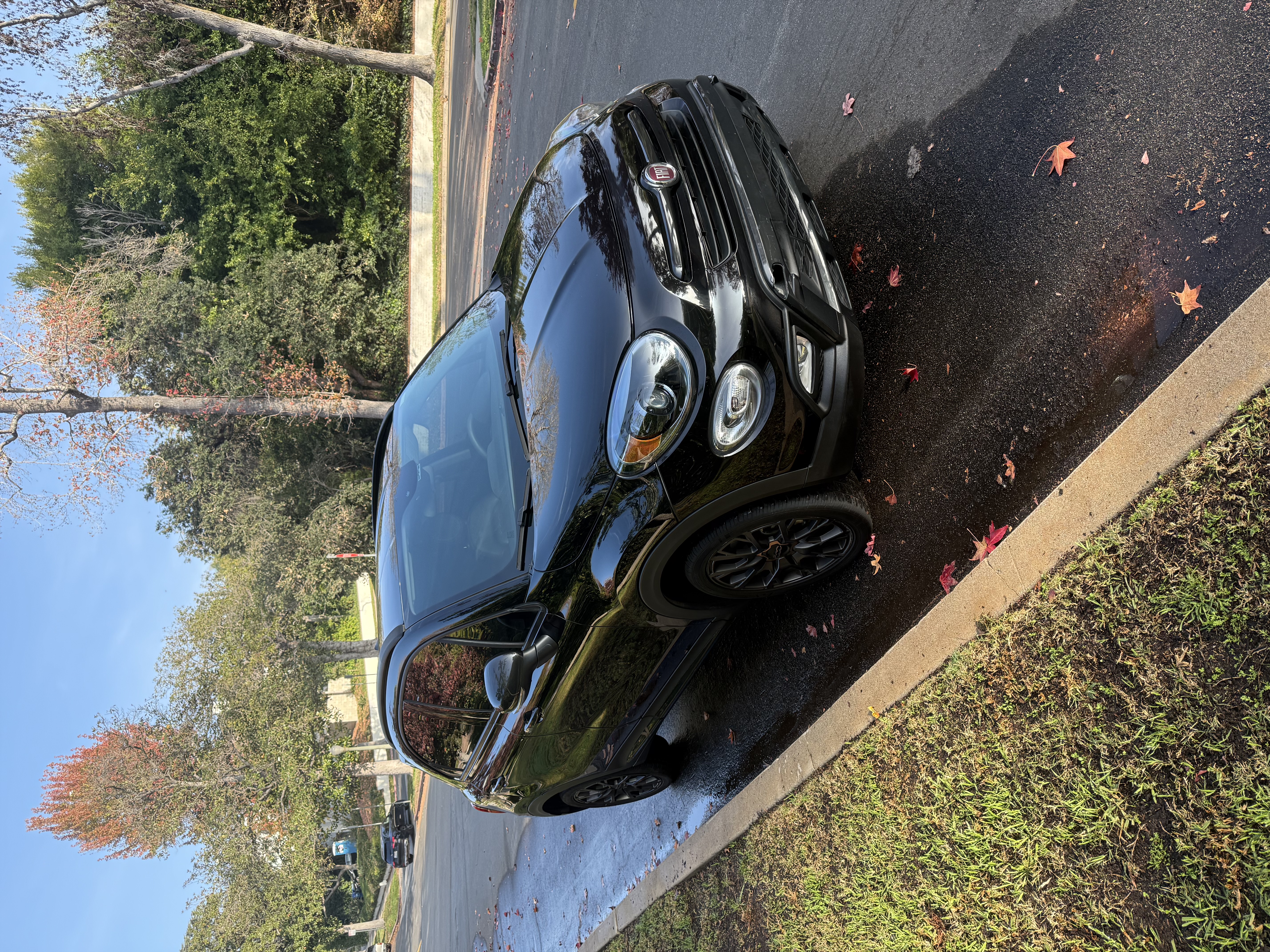 Used 2018 FIAT 500X Trekking FWD image 2