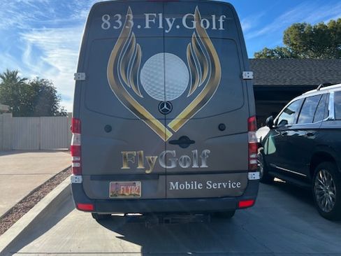 Used 2018 Mercedes-Benz Sprinter 2500 image 2