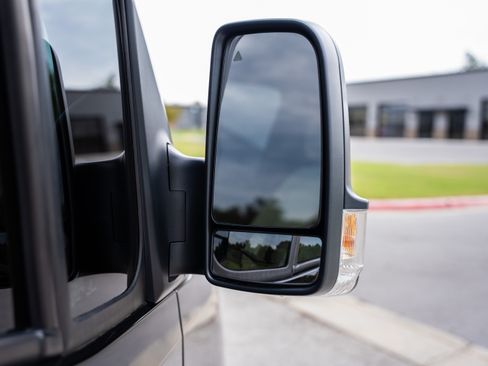 Used 2023 Mercedes-Benz Sprinter 3500 image 16