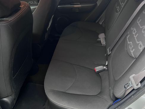 Used 2013 Kia Soul + image 2