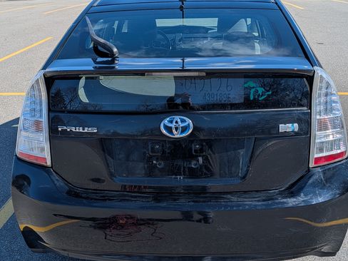 Used 2010 Toyota Prius Five image 11