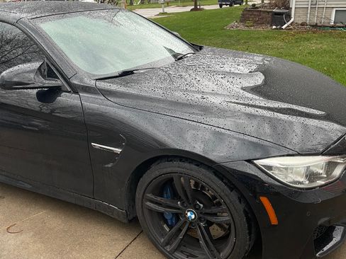 Used 2015 BMW M4 Convertible image 15