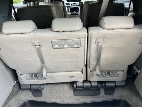Used 2016 Honda Odyssey EX-L image 16