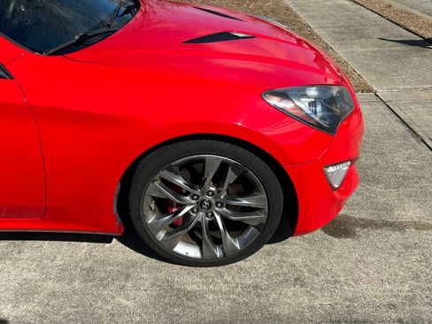 Used 2015 Hyundai Genesis 3.8 image 8