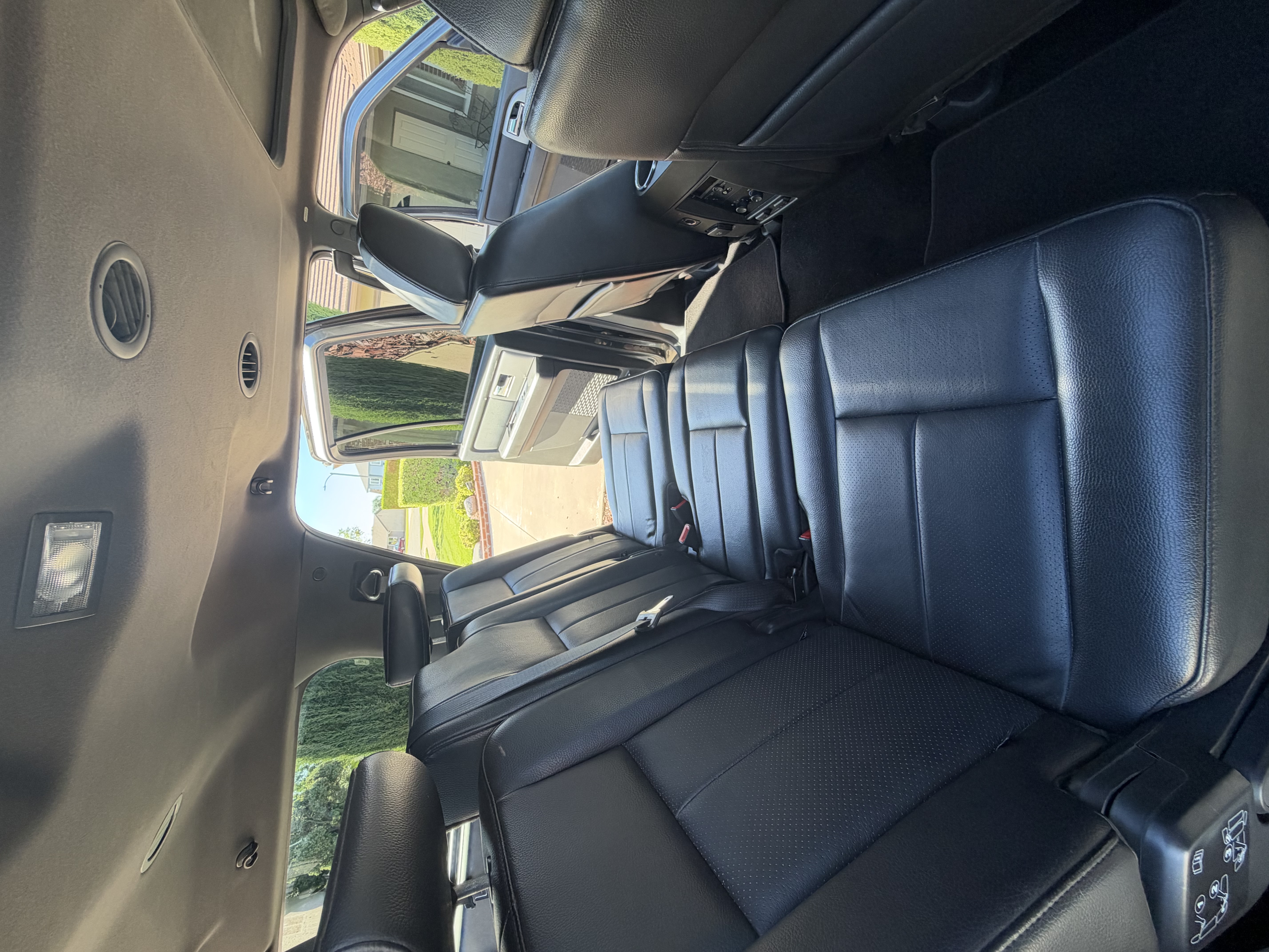 Used 2011 Ford Expedition EL Limited w/ 301A Rapid Spec Order Code RWD image 10