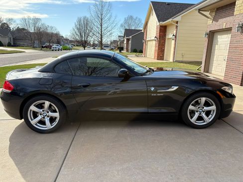 Used 2014 BMW Z4 sDrive28i image 10