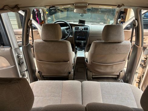 Used 1999 Toyota 4Runner SR5 AWD/4WD image 20