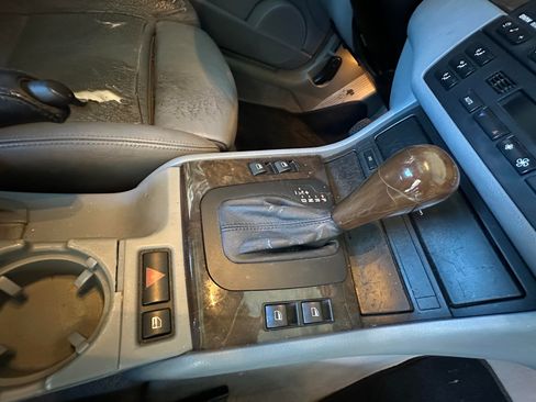 Used 2001 BMW 325Ci Coupe image 16