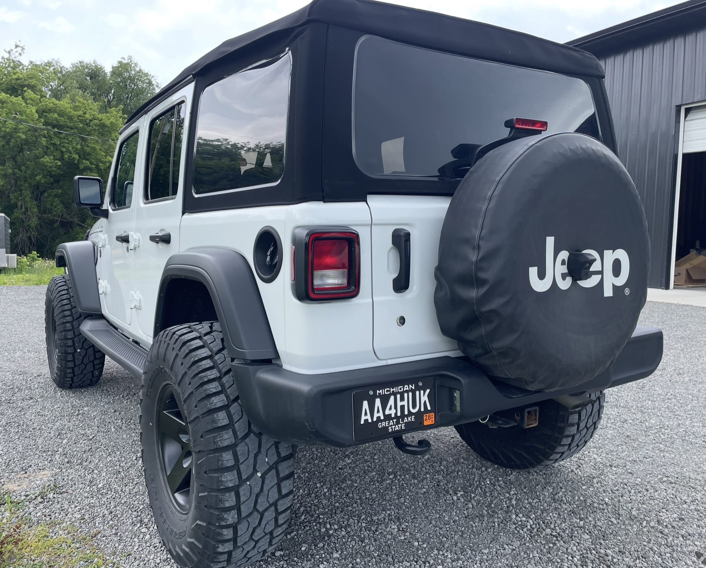 Used 2024 Jeep Wrangler Unlimited Sport AWD/4WD image 5