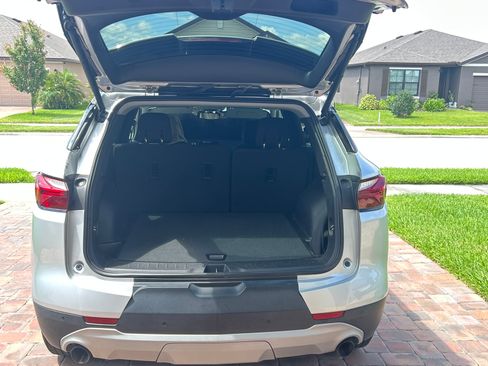 Used 2019 Chevrolet Blazer LT FWD image 1