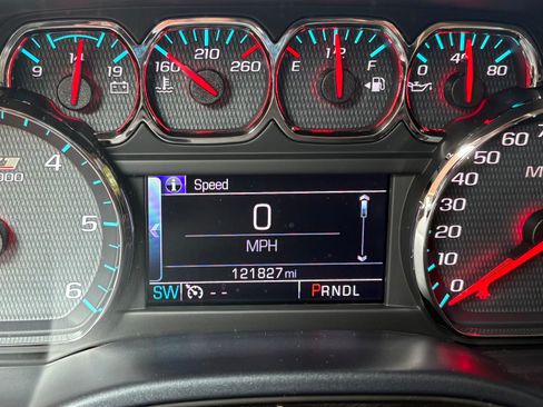 Used 2017 Chevrolet Silverado 1500 LT w/ All Star Edition AWD/4WD image 6