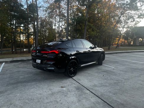 Used 2022 BMW X6 M50i w/ Executive Package image 4