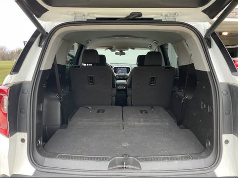 Used 2020 GMC Acadia SLE w/ Driver Convenience Package image 6