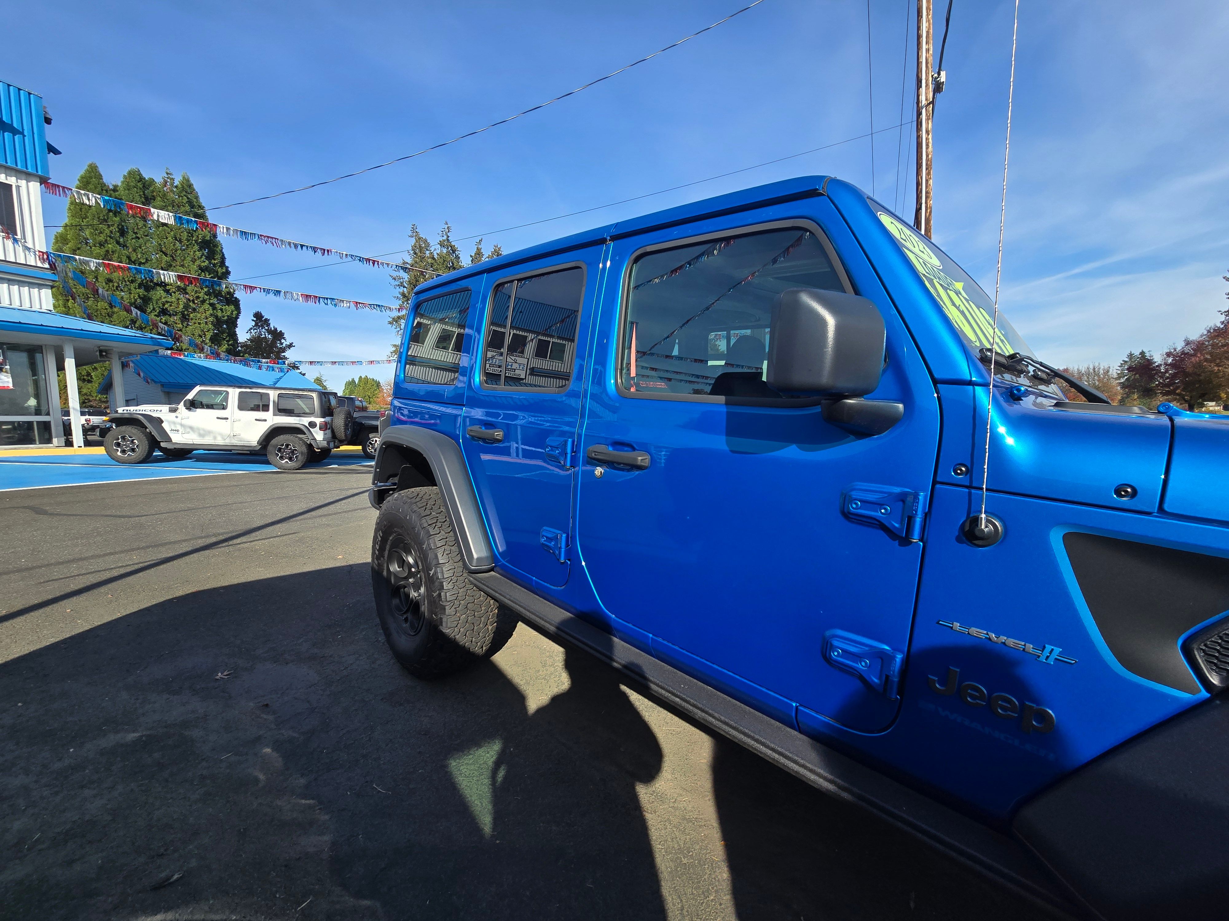 Used 2023 Jeep Wrangler Unlimited Rubicon 4xe AWD/4WD image 28